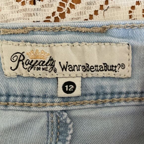 Royalty For Me WannaBettaButt Light Blue Cuffed Shorts Size 12 - Picture 7 of 11